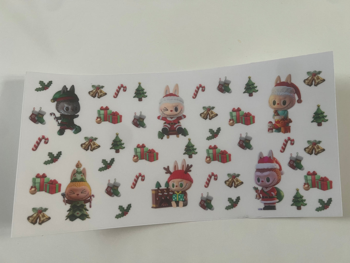 Labubu Christmas wrap exclusive (UVPOD)